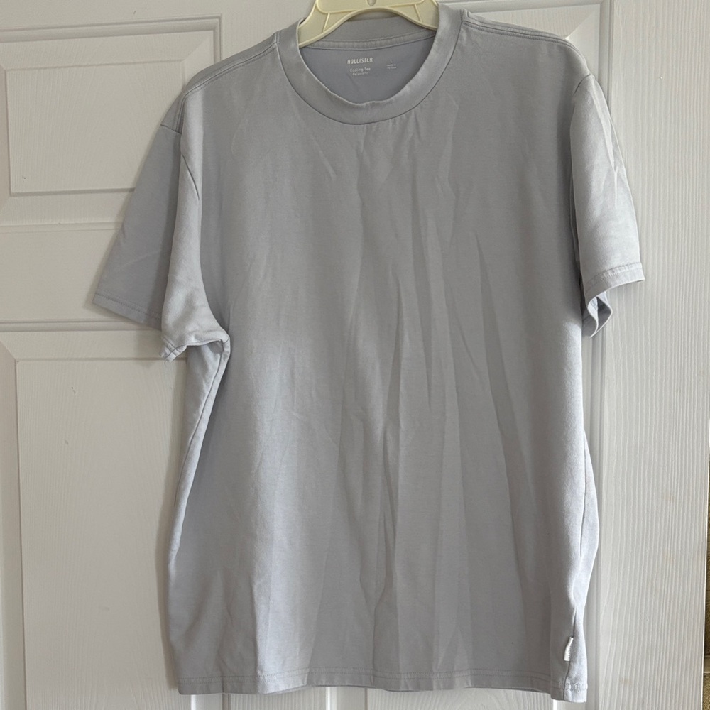 Hollister Light Gray Short Sleeve Tee
